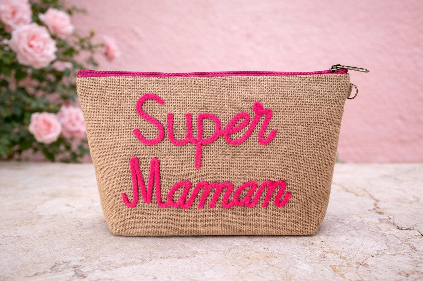 MUM- Pochette brodée en jute